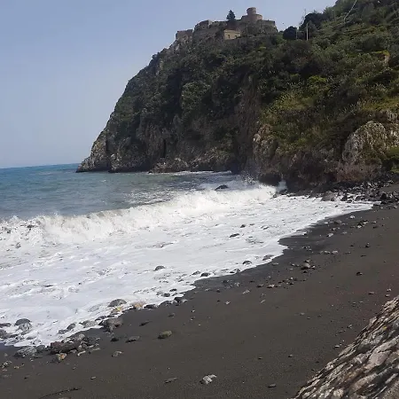 Appartement Sant'alessio_bay